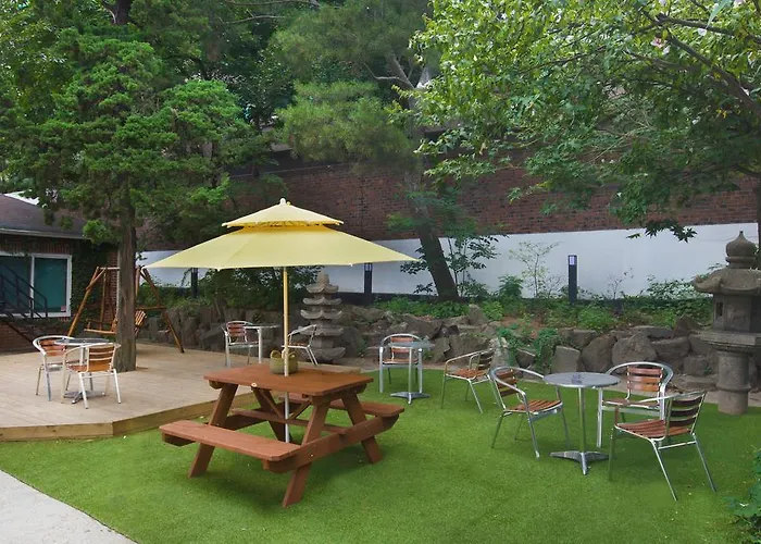 24 Namsan Garden Guest house 2*
