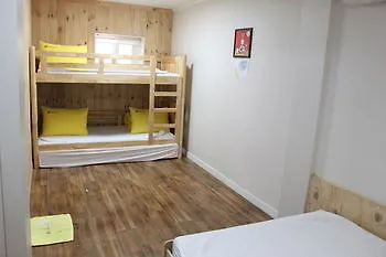 Guest house 24 Namsan Garden 2*