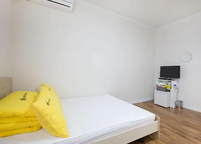 Guest house 24 Namsan Garden Seoul