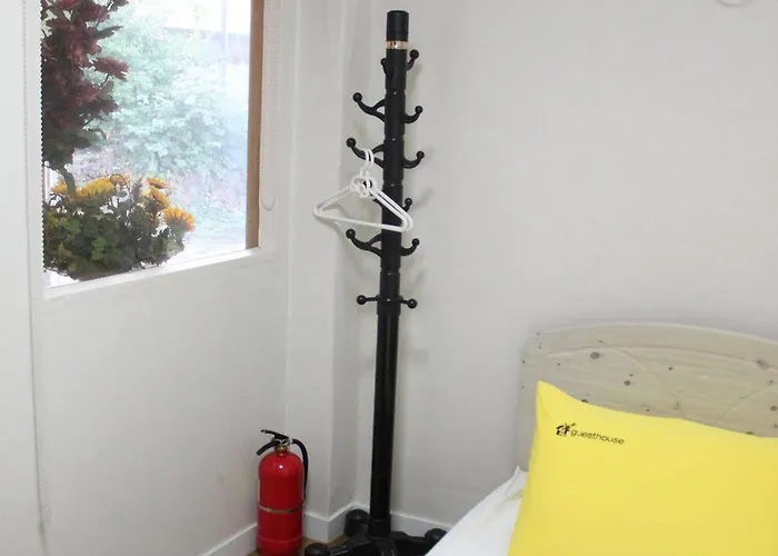 Guest house 24 Namsan Garden 2*