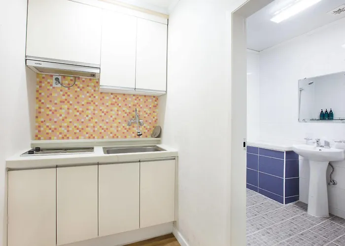 Guest house 24 Namsan Garden 2*
